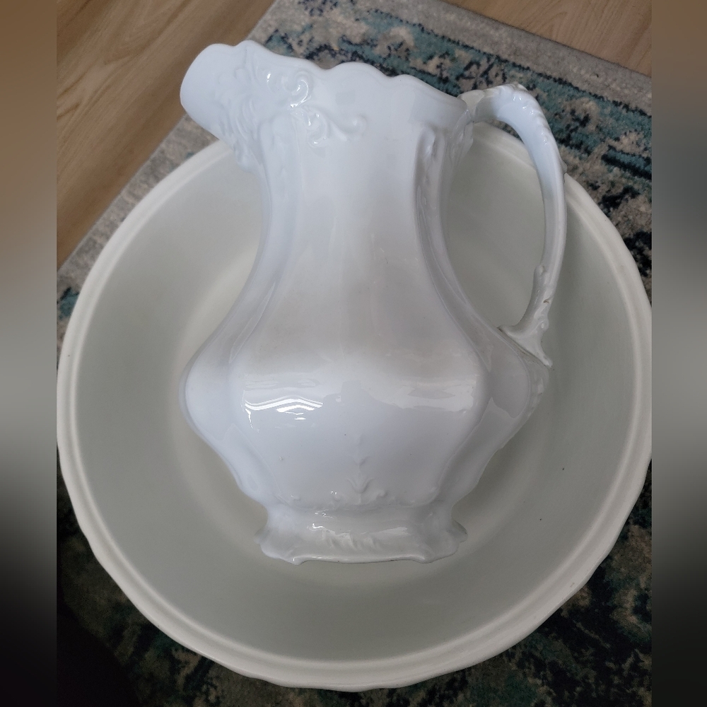 Antique Royal Ironstone China Johnson Bros White Pitcher And Bowl Set